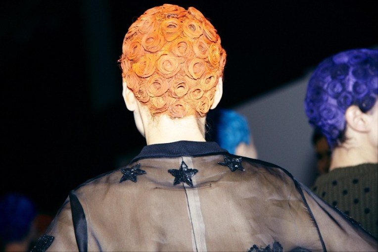 GIVENCHY_2013172-tt-width-970-height-576-crop-1-except_gif-1-scale_up-1