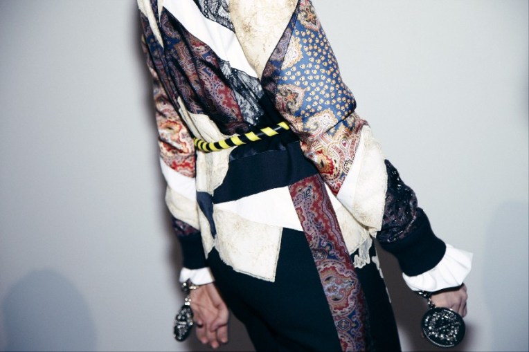 GIVENCHY_2013177-tt-width-970-height-576-crop-1-except_gif-1-scale_up-1