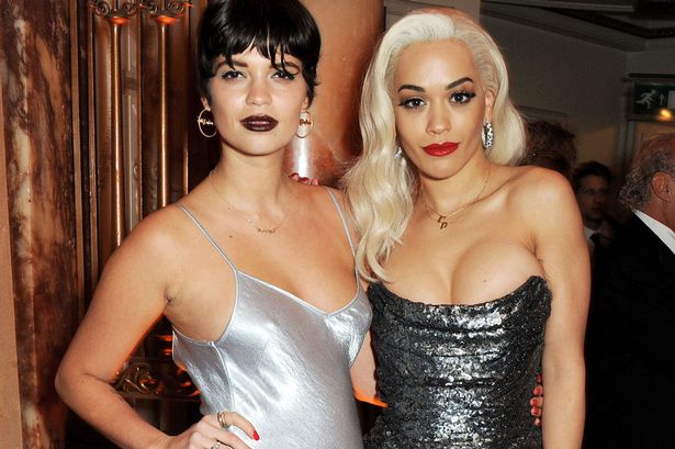 Rita-Ora-attends-the-British-Fashion-Awards-2877185