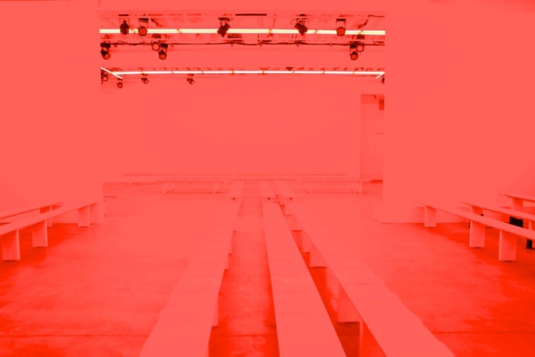 FW14-Venue-Red