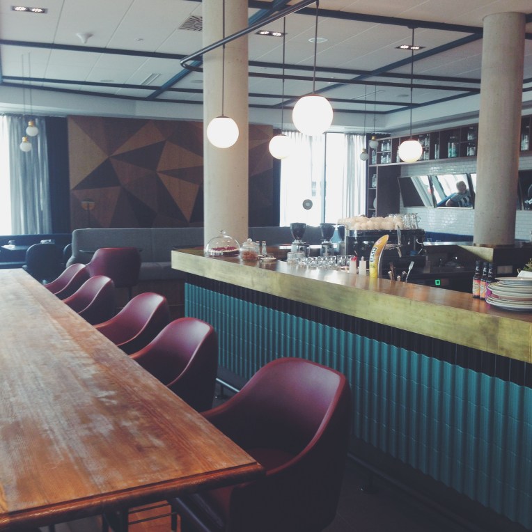 Processed with VSCOcam with f2 preset