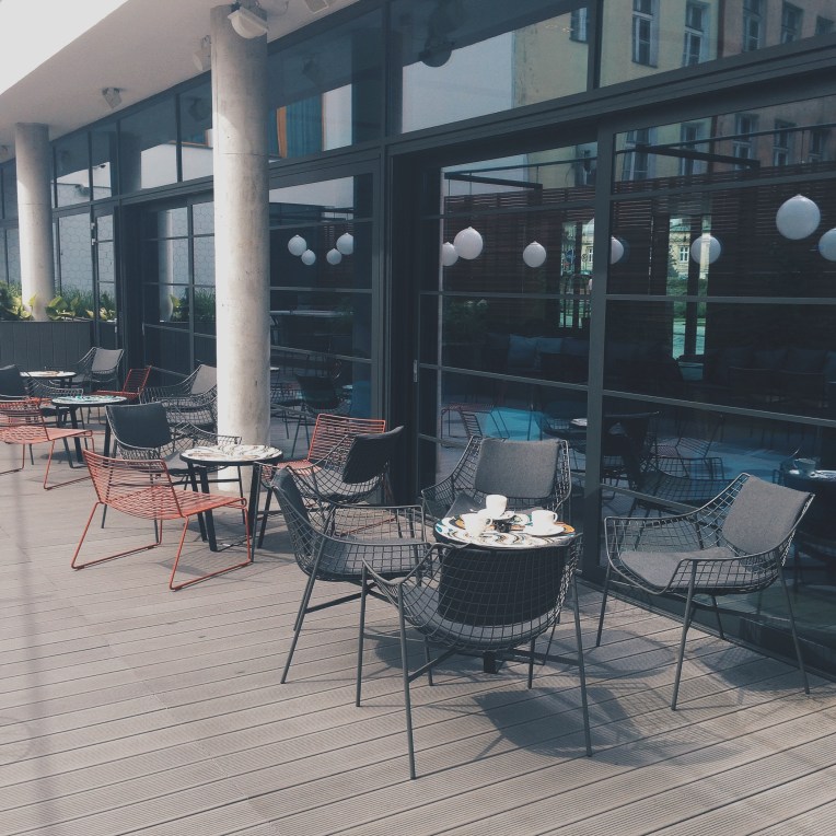 Processed with VSCOcam with hb2 preset