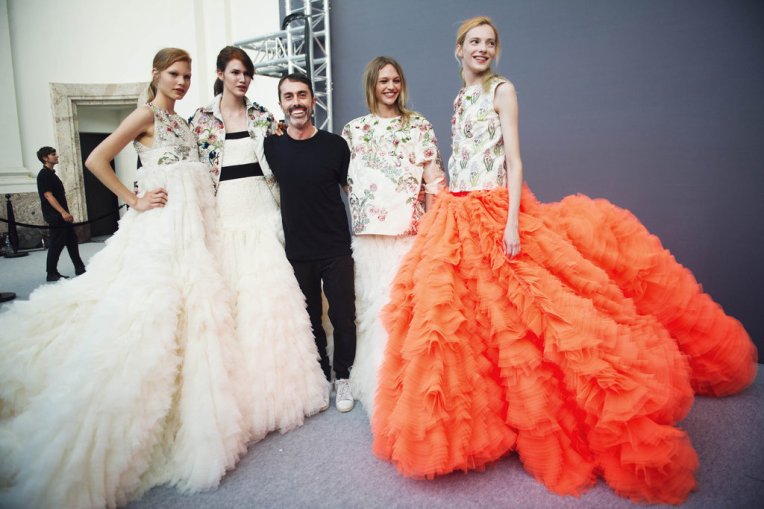 06scene-valli-slide-LNTP-jumbo