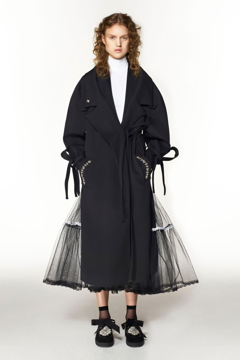 preen-by-thornton-bregazzi-pre-fall-2016-lookbook-01