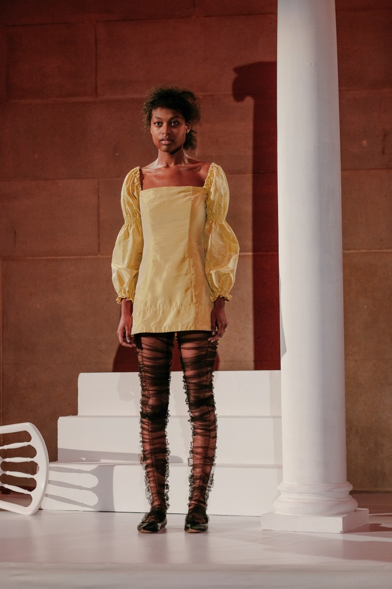 14-molly-goddard-fall-2016-ready-to-wear