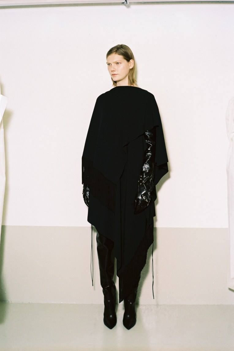 20-balenciaga-pre-fall-2016
