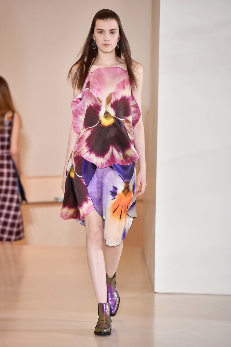 11-christopher-kane-resort-17