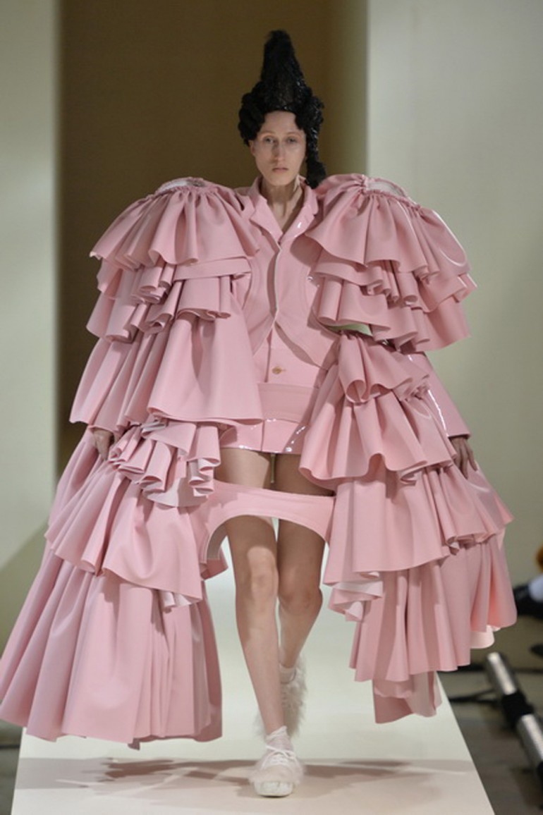 commes_featured-770x1156