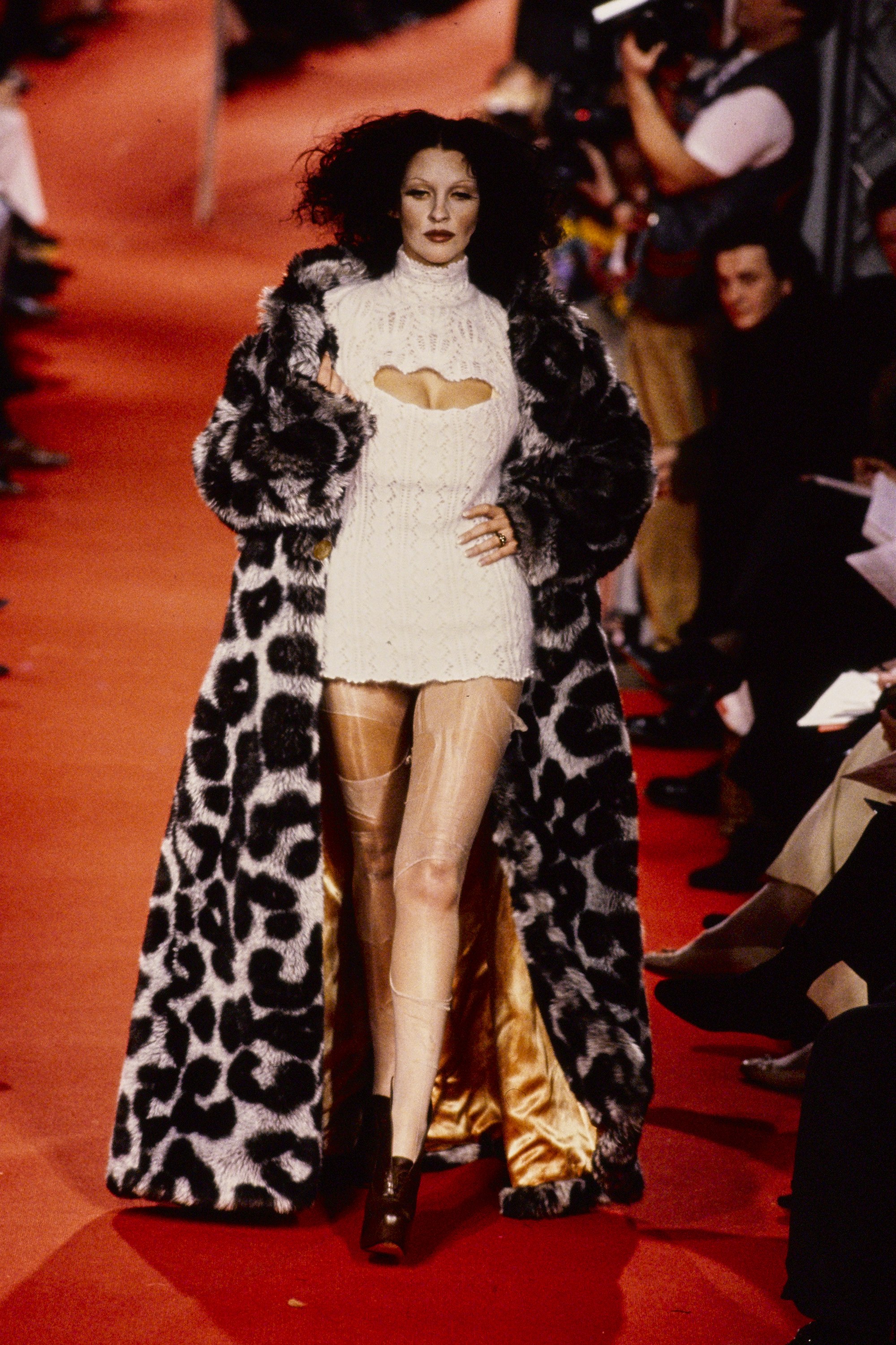 vivienne-westwood-fall-1993-rtw-34