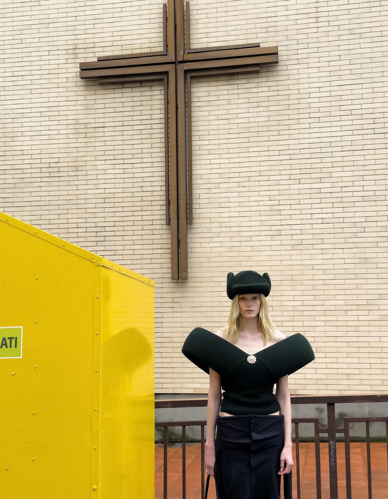 アート・デザイン・音楽 EatingatHotelIlPellicano/Juergen Teller image_95f307ed-3554-4431-857d-